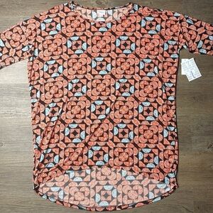 NWT LuLaRoe Women’s Patterned Irma Tee, Red blue white black Geometric, sz Large